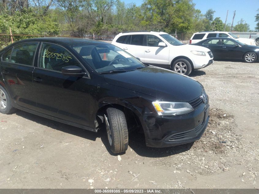 2014 VOLKSWAGEN JETTA SEDAN S - 3VW1K7AJ8EM327214