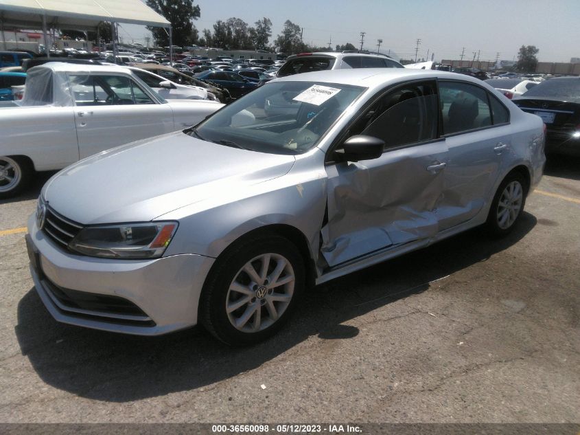 2015 VOLKSWAGEN JETTA SEDAN 1.8T SE - 3VWD17AJ3FM211081