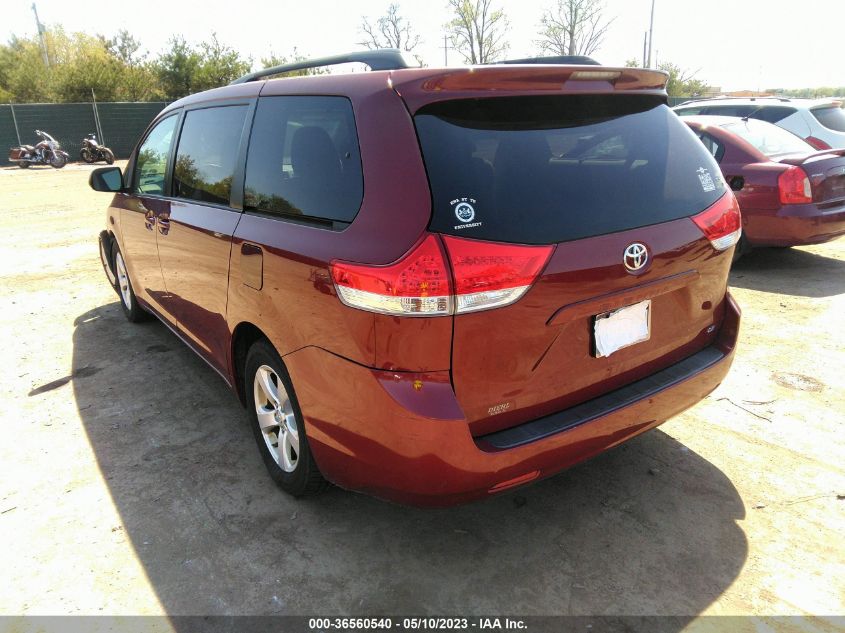 2014 TOYOTA SIENNA LE - 5TDKK3DCXES436920