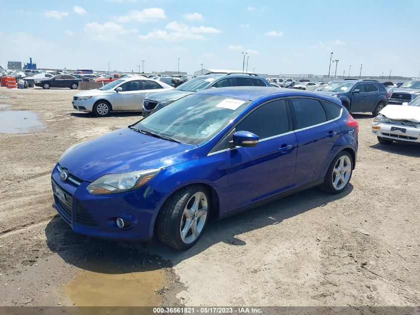 1FAHP3N22CL385869 2012 FORD FOCUS - Image 2