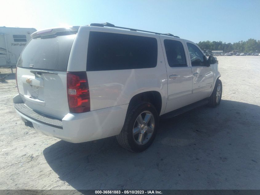 2014 CHEVROLET SUBURBAN LT - 1GNSCJE0XER111437