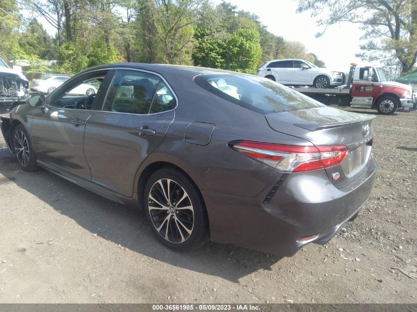 2018 TOYOTA CAMRY LE/SE/XLE/L - 4T1B11HK4JU527935
