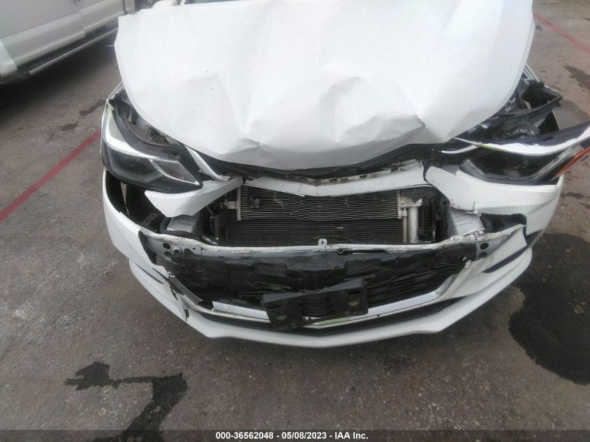 2018 CHEVROLET CRUZE LT - 1G1BE5SM4J7123454
