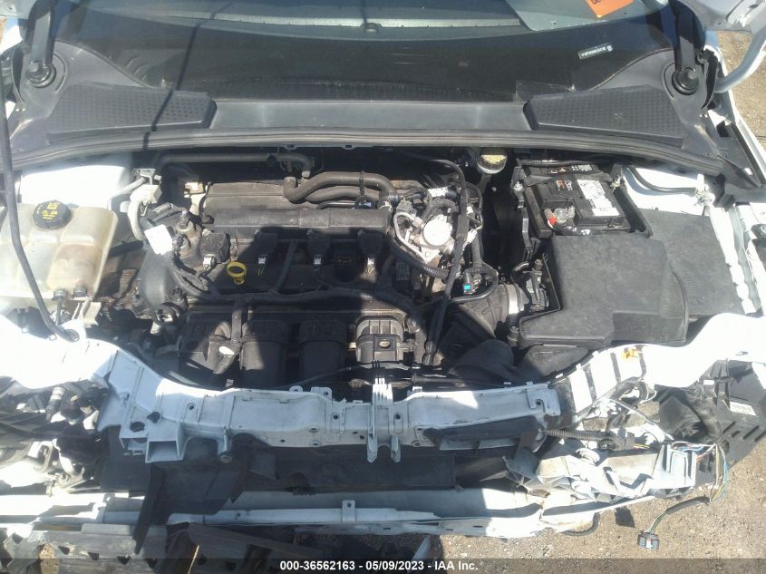 2016 FORD FOCUS SE - 1FADP3K28GL374738