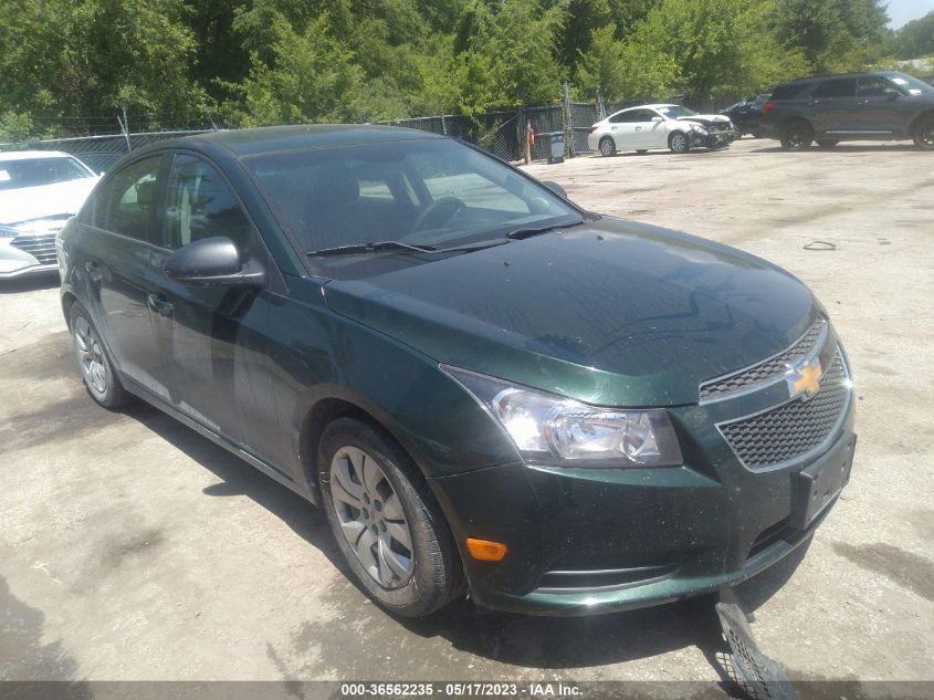 2014 CHEVROLET CRUZE LS - 1G1PA5SH0E7346584