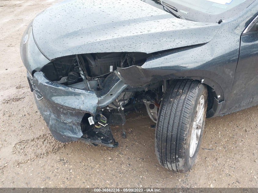 VIN 1FMCU0G64NUB42259 2022 FORD ESCAPE SE