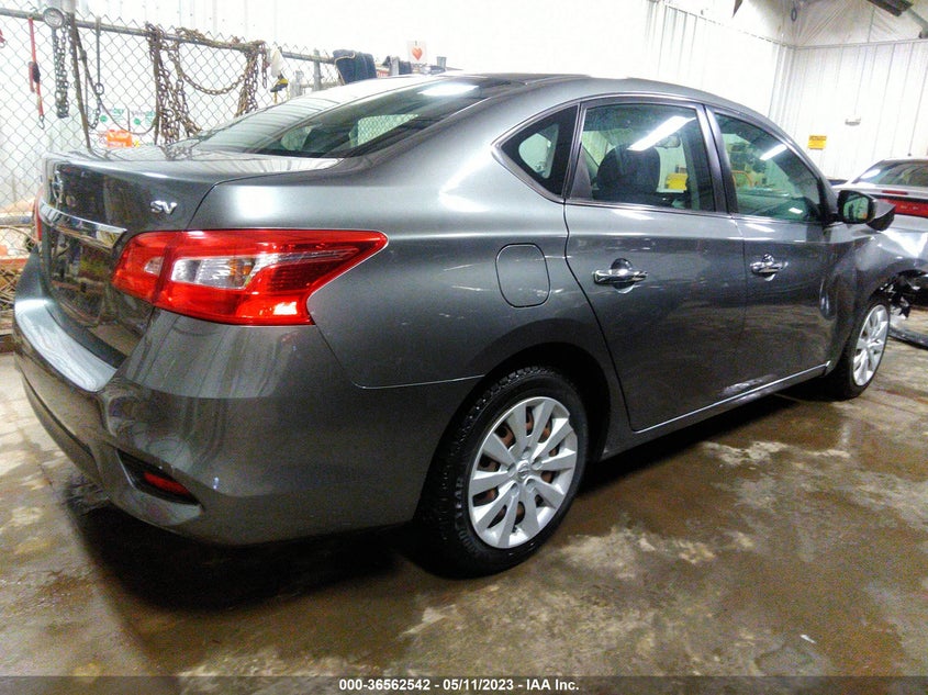 VIN 3N1AB7APXHY318232 2017 NISSAN SENTRA SV