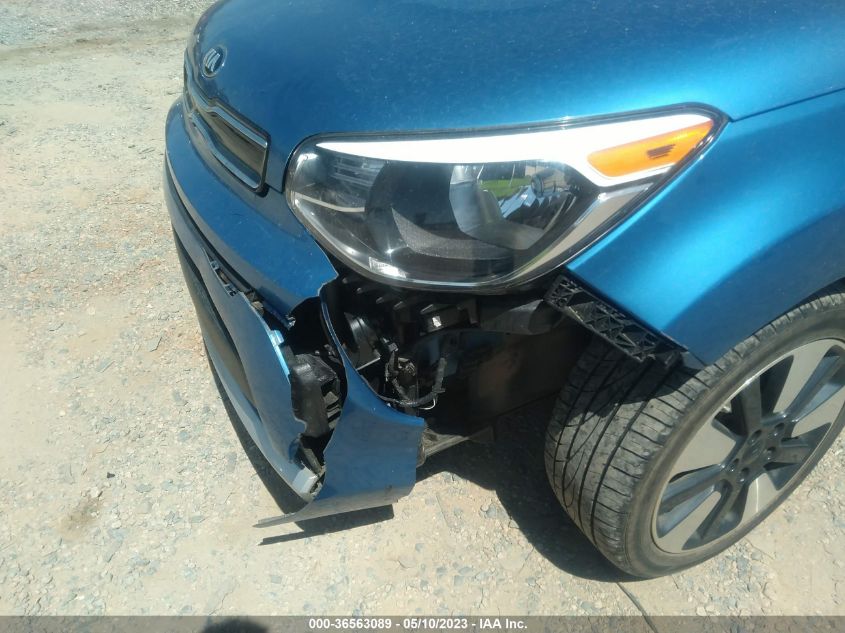 2017 KIA SOUL + - KNDJP3A55H7502646