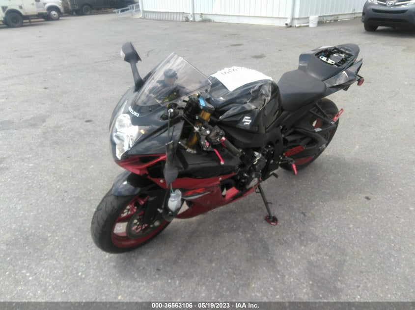 VIN JS1GR7MA3J2100433 2018 SUZUKI GSX-R750