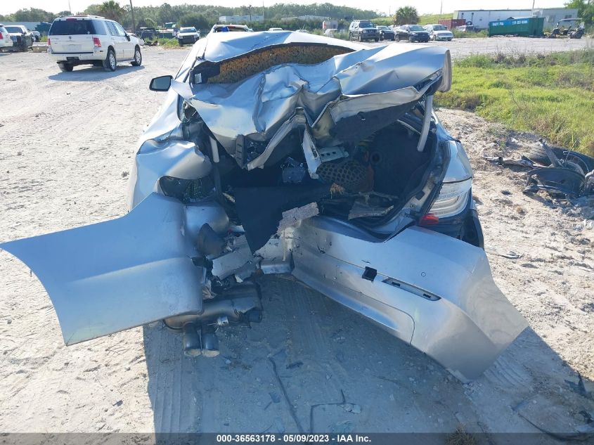 2013 BMW 5 SERIES 528I XDRIVE - WBAXH5C56DD111837