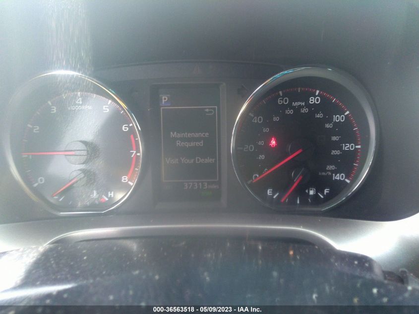 2018 TOYOTA RAV4 SE - JTMJFREVXJJ227140