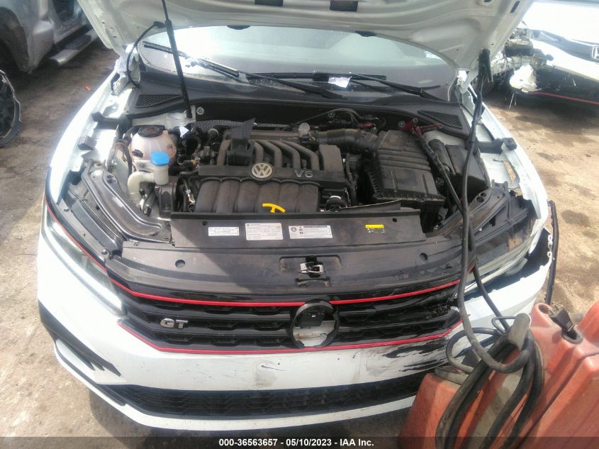 2018 VOLKSWAGEN PASSAT V6 GT - 1VWJM7A31JC050610