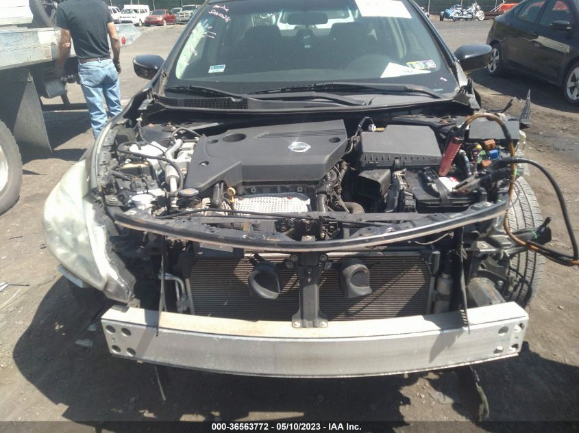 2013 NISSAN ALTIMA 2.5 SV - 1N4AL3AP7DN421947