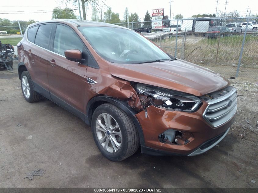 2017 FORD ESCAPE SE - 1FMCU0GDXHUC86577