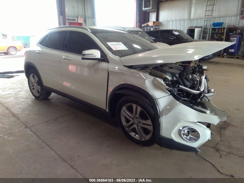 2018 MERCEDES-BENZ GLA GLA 250 - WDCTG4GB2JJ372615