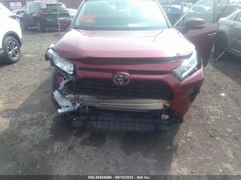 2020 TOYOTA RAV4 XLE - 2T3P1RFV8LW122754