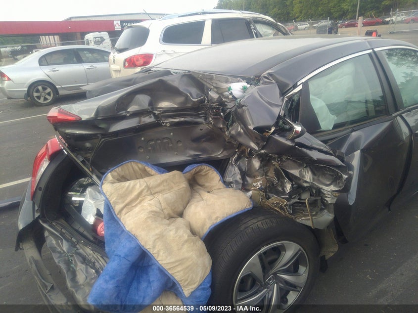 VIN 2HGFC2F6XKH561556 2019 HONDA CIVIC SEDAN LX
