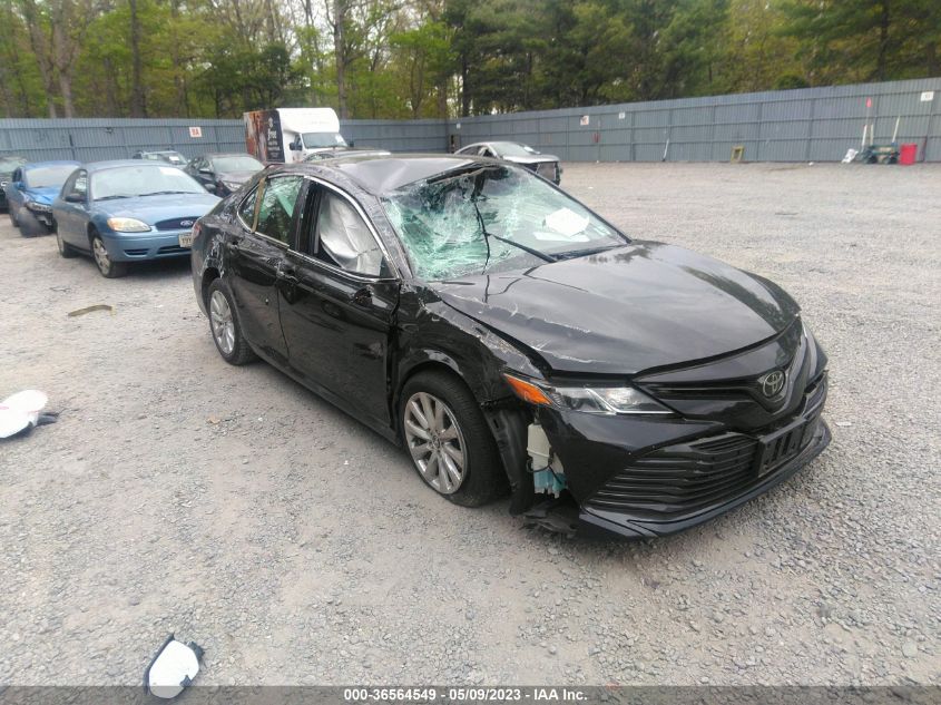 2018 TOYOTA CAMRY LE/SE/XLE/L - 4T1B11HKXJU580414