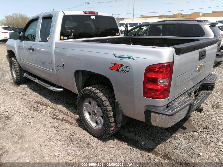 2013 CHEVROLET SILVERADO 1500 LT - 1GCRKSE75DZ283449
