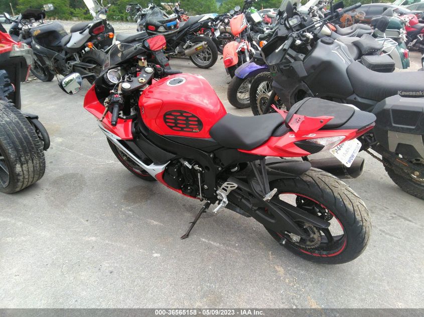 2013 SUZUKI GSX-R600 - JS1GN7FA3D2101854