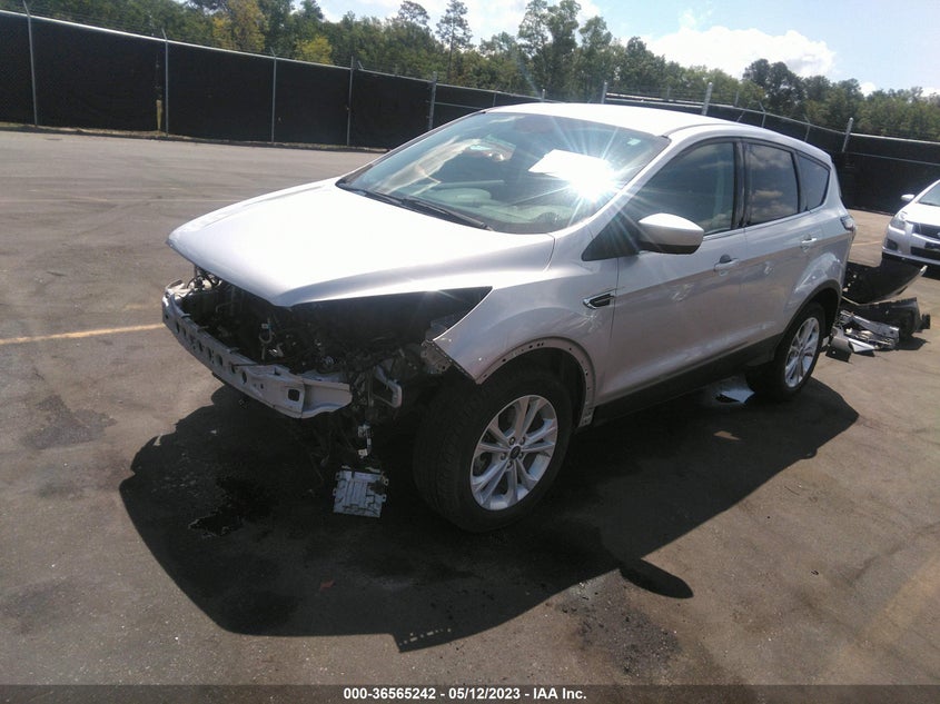 VIN 1FMCU0GD1HUA88955 2017 FORD ESCAPE SE