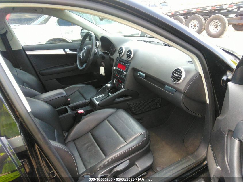 2013 AUDI A3 PREMIUM PLUS - WAUKJAFM0DA006416