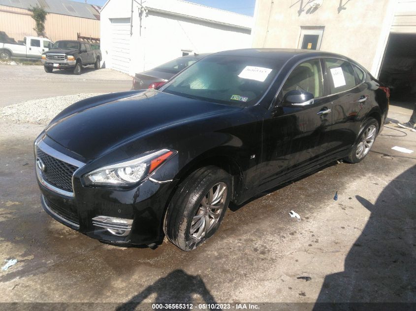 2015 INFINITI Q70 - JN1BY1ARXFM561931