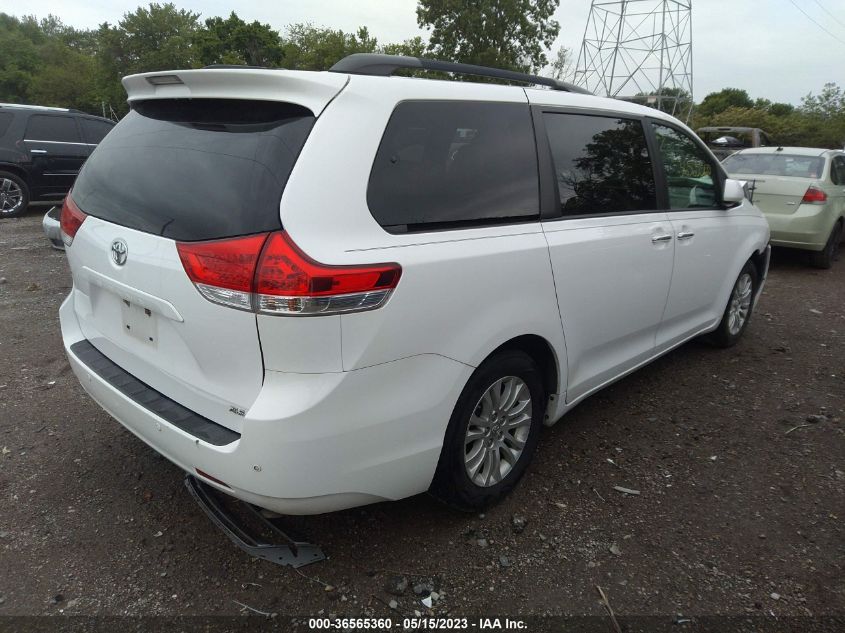 2014 TOYOTA SIENNA XLE/XLE AAS/LTD - 5TDYK3DCXES520939