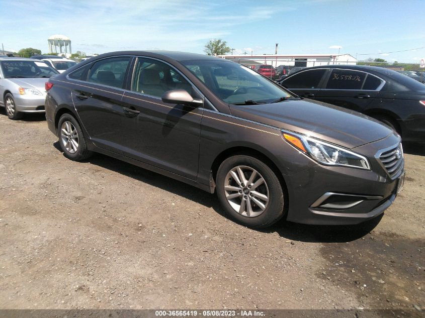 2016 HYUNDAI SONATA 2.4L SE - 5NPE24AF7GH318057