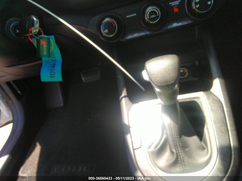 2021 KIA FORTE LXS - 3KPF24AD8ME342175