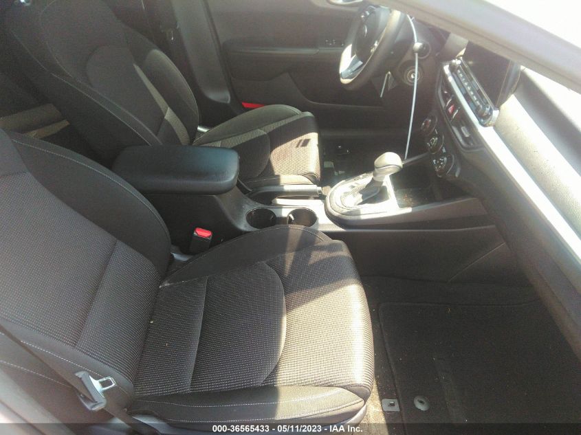 2021 KIA FORTE LXS - 3KPF24AD8ME342175