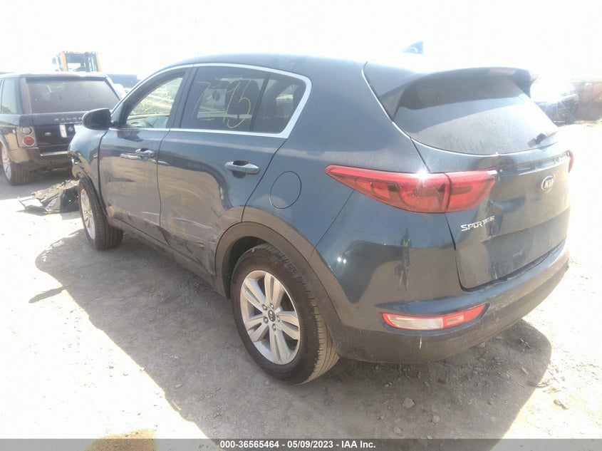 VIN KNDPM3AC1J7417195 2018 KIA SPORTAGE LX