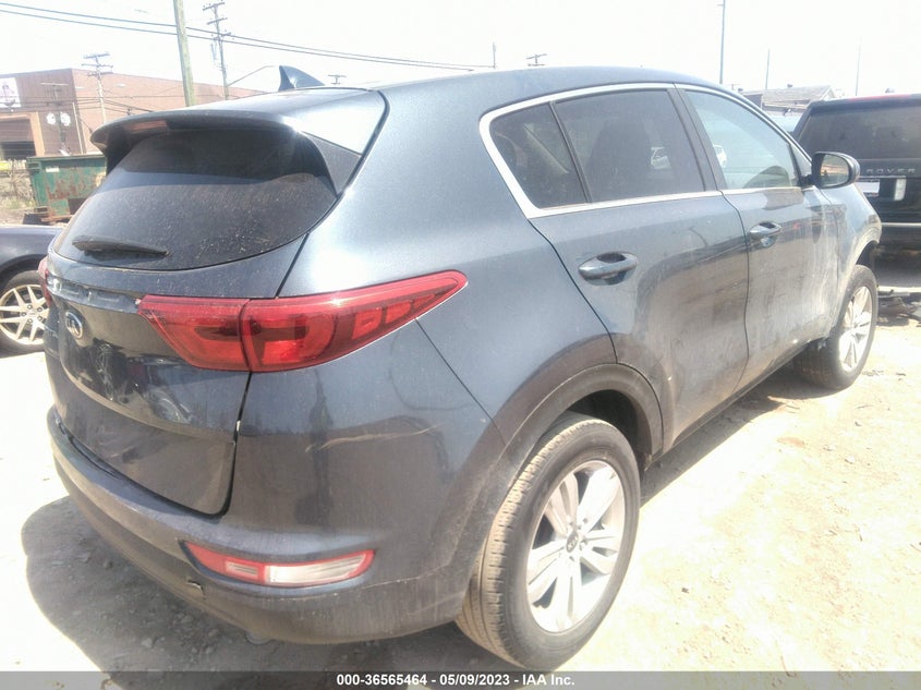 VIN KNDPM3AC1J7417195 2018 KIA SPORTAGE LX