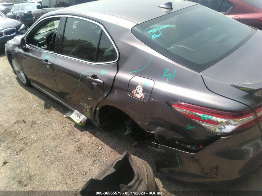 2018 TOYOTA CAMRY HYBRID - 4T1B21HK6JU002369