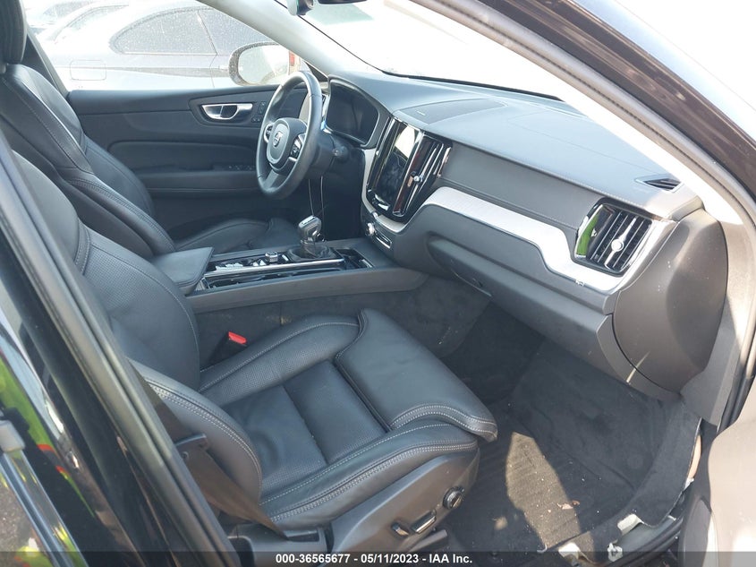 VIN YV4102DLXM1887219 2021 VOLVO XC60 INSCRIPTION