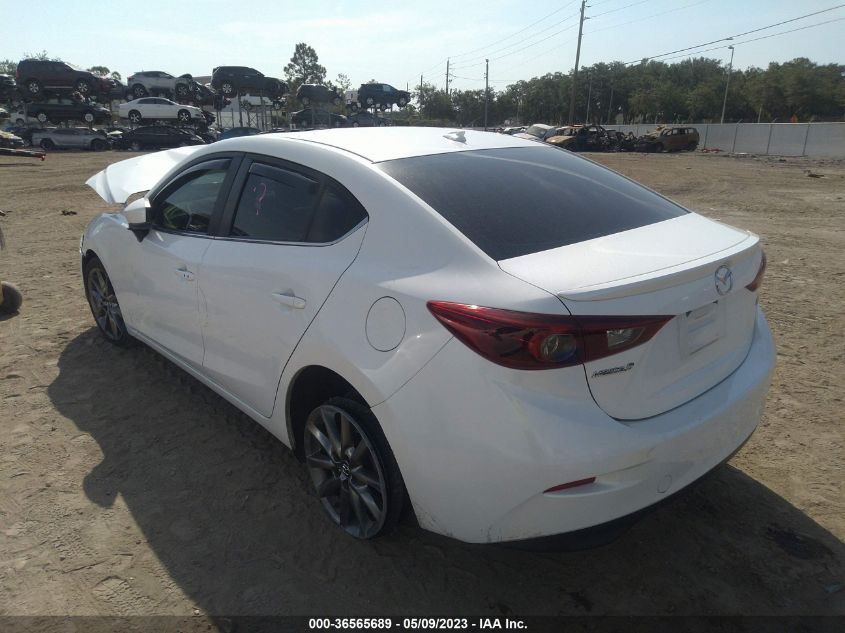 2018 MAZDA MAZDA3 4-DOOR GRAND TOURING 3MZBN1W32JM159163