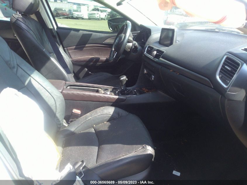 2018 MAZDA MAZDA3 4-DOOR GRAND TOURING 3MZBN1W32JM159163