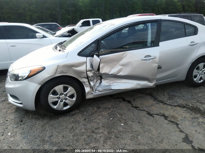 2016 KIA FORTE LX - KNAFK4A65G5539268