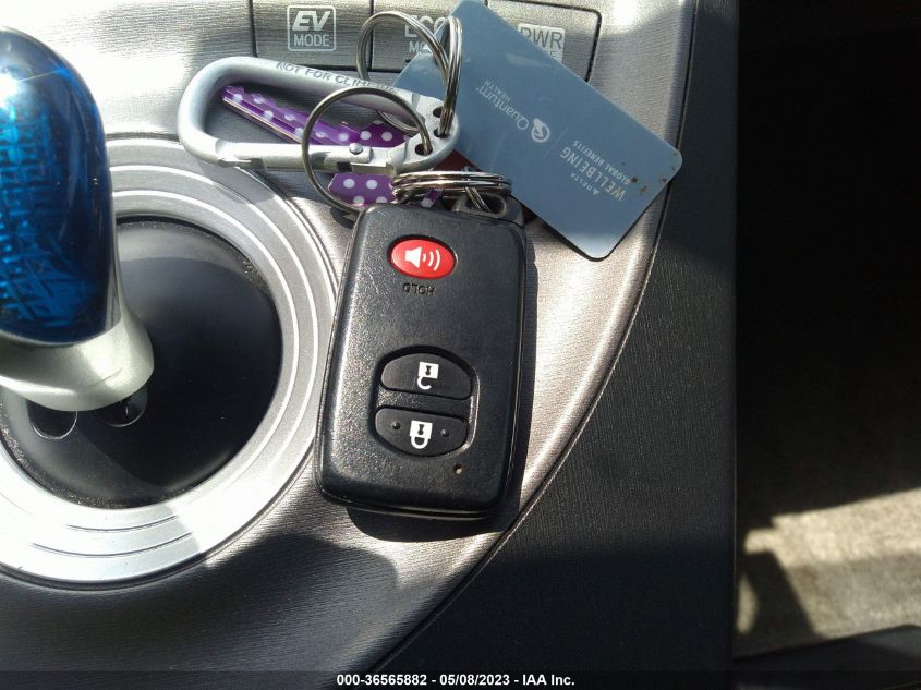2015 TOYOTA PRIUS FOUR - JTDKN3DU9F0473705