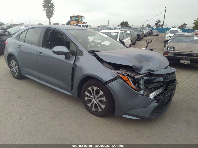 2022 TOYOTA COROLLA HYBRID LE - JTDEAMDE4N3011427