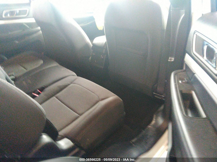 VIN 1FM5K7DH4HGC61266 2017 FORD EXPLORER XLT