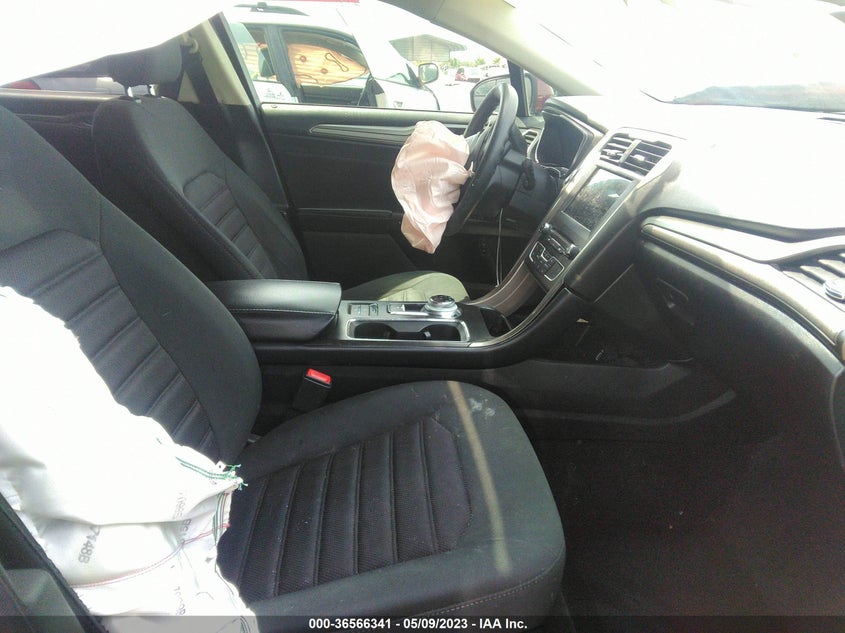 VIN 3FA6P0LU0JR156812 2018 FORD FUSION HYBRID SE