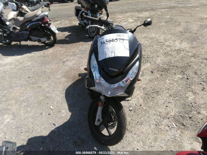 2013 HONDA PCX 150 - MLHKF1212D5003653