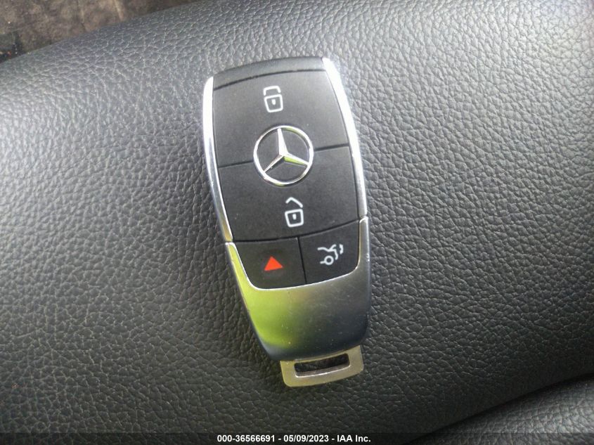 2020 MERCEDES-BENZ GLB GLB 250 - WDC4M4HB1LW010504