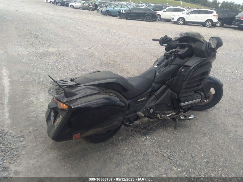 2013 HONDA GL1800 B - JH2SC682XDK000159