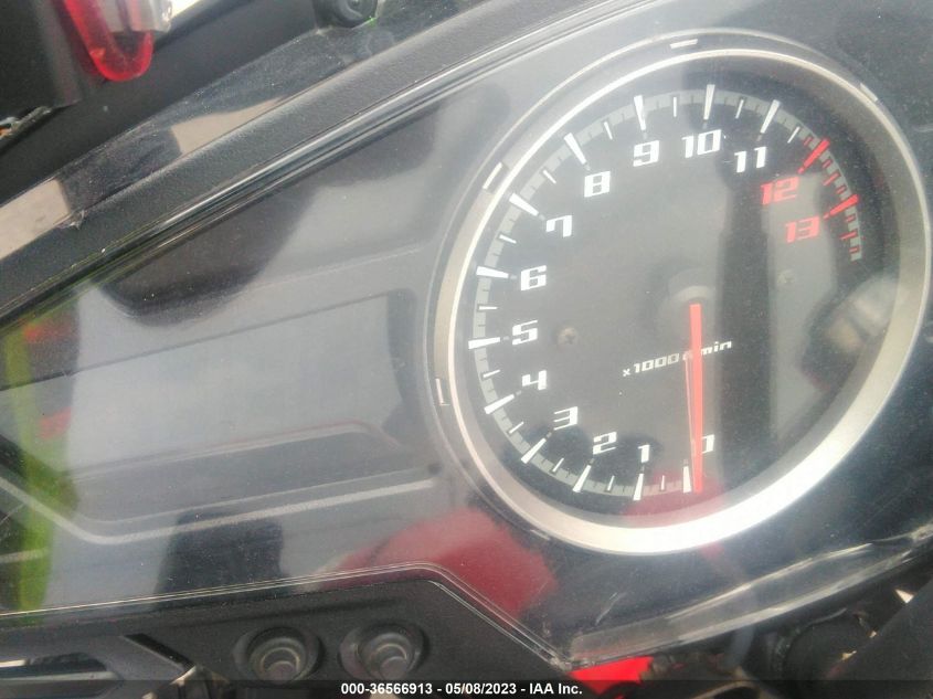 2014 HONDA VFR800 F JH2RC7919EK000634