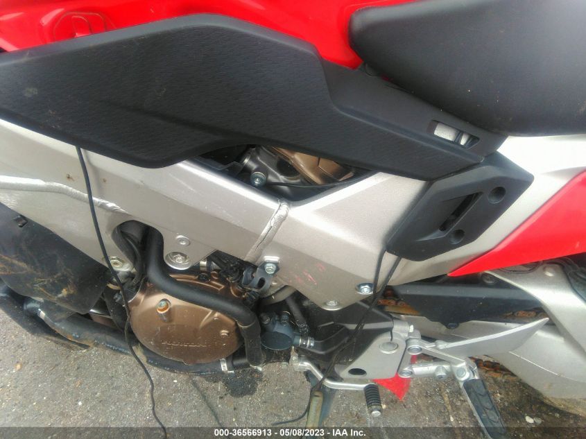 2014 HONDA VFR800 F JH2RC7919EK000634