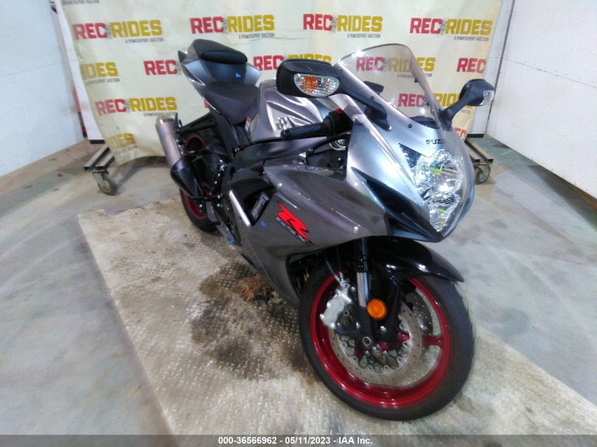 2018 SUZUKI GSX-R600 - JS1GN7FA9J2100736
