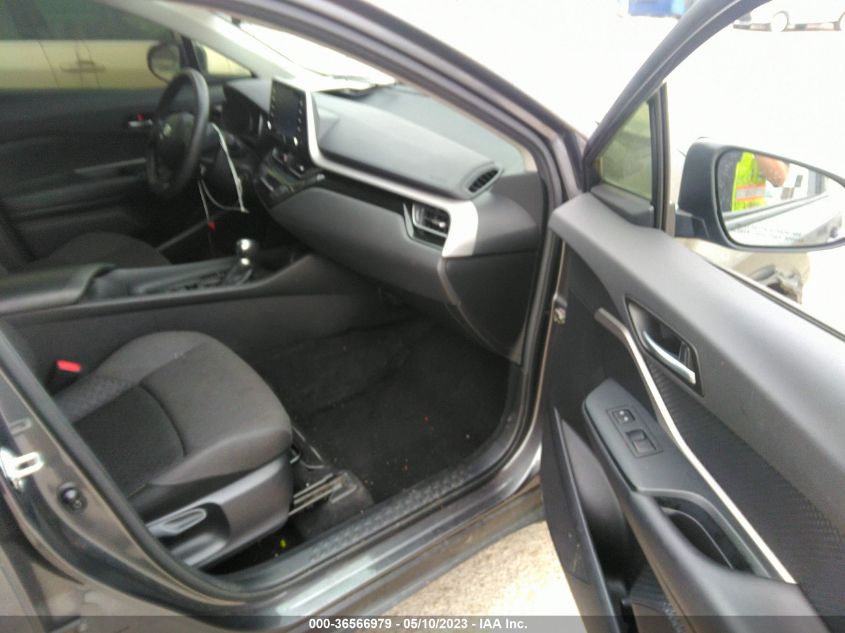 2020 TOYOTA C-HR LE/XLE/LIMITED - JTNKHMBX3L1077569