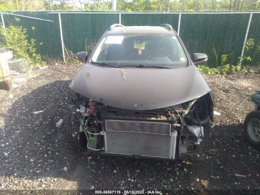 2017 TOYOTA RAV4 HYBRID XLE/LE PLUS - JTMRJREV8HD126320